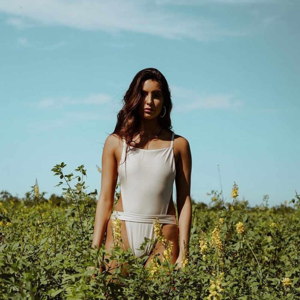 La gotta one piece - Picture 2 of 6